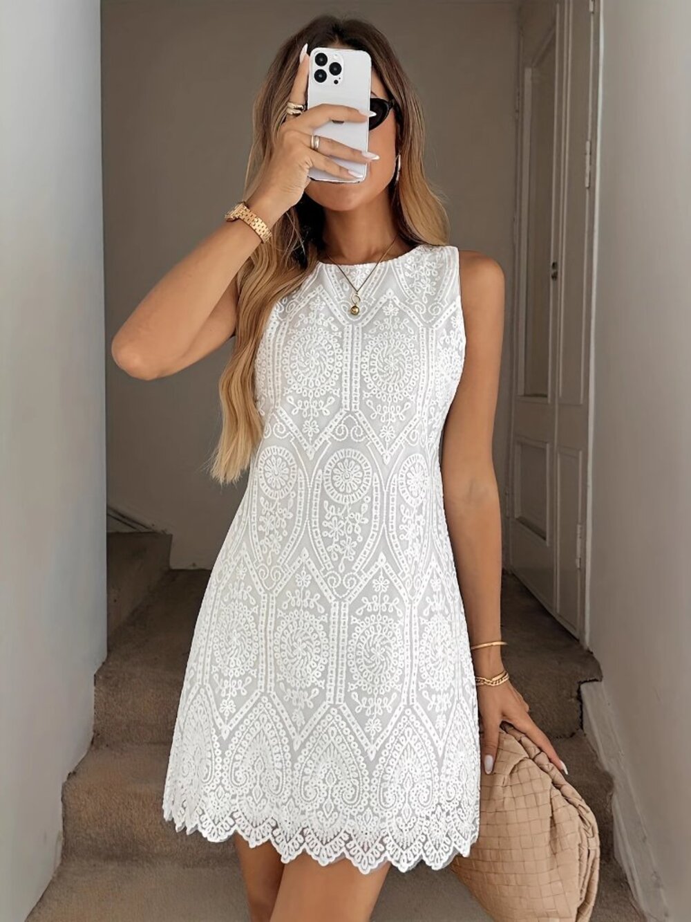 Women's White Sleeveless Midi Dress